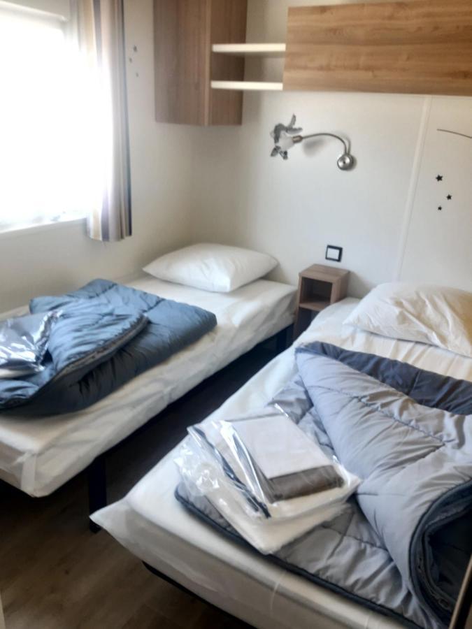Camping Des Dunes De Contis Mobilhome 3Ch, Сен-Жюльен-ан-Борн Экстерьер фото